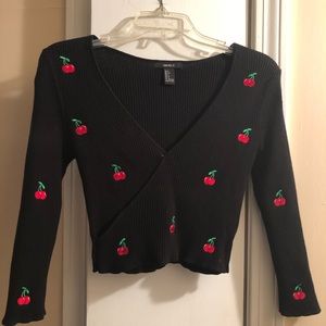 NWOT Forever 21 cropped pinup sweater.